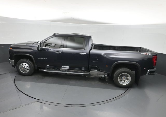 Used 2024 Chevrolet Silverado 3500 LTZ w/ LTZ Plus Package AWD/4WD image 35
