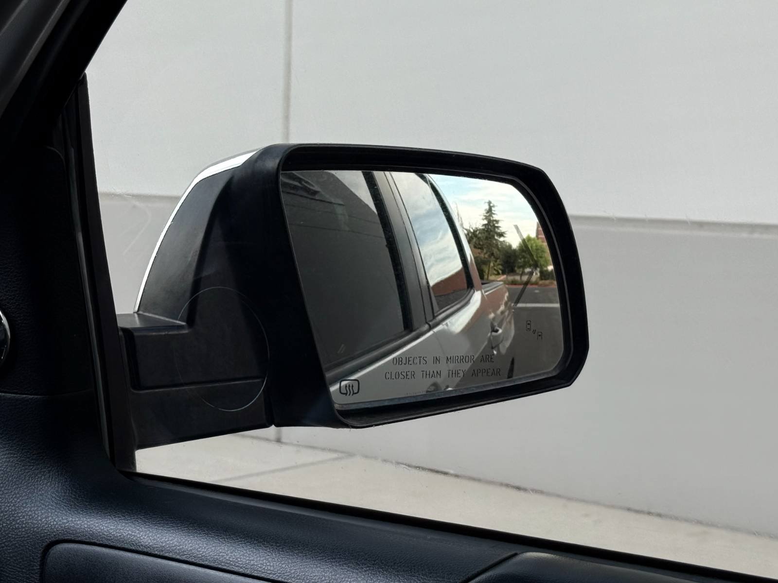 Used 2015 Toyota Tundra Platinum AWD/4WD image 17