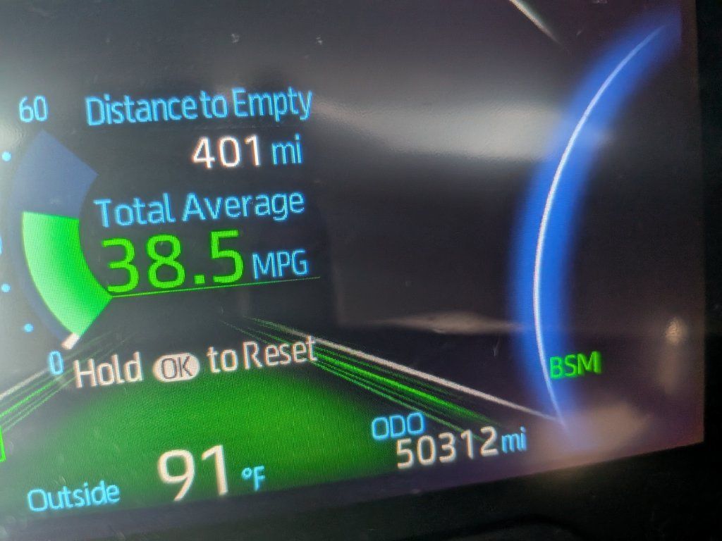Used 2022 Toyota RAV4 Limited AWD/4WD image 16