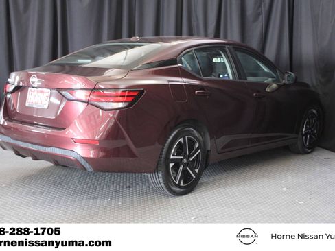 Used 2024 Nissan Sentra SV FWD image 13