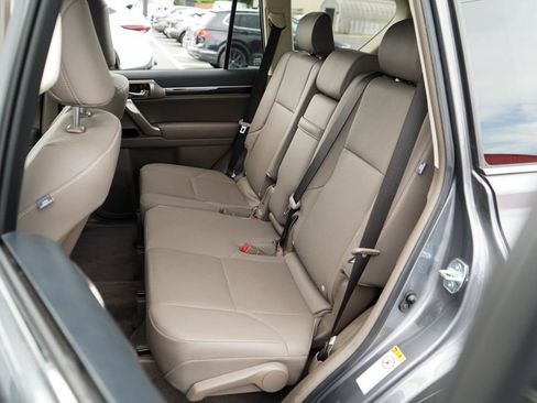 Used 2019 Lexus GX 460 w/ Navigation Package AWD/4WD image 8