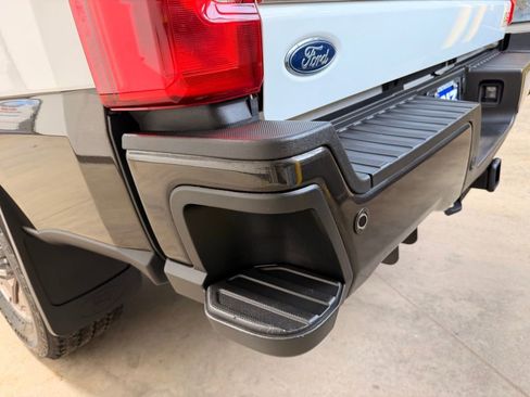 Used 2024 Ford F350 King Ranch AWD/4WD image 12