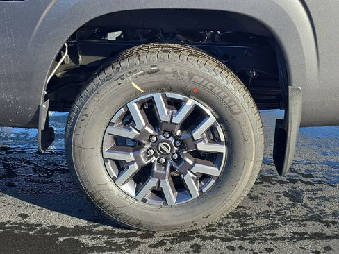 New 2026 Nissan Frontier SV w/ Tow Package AWD/4WD image 10