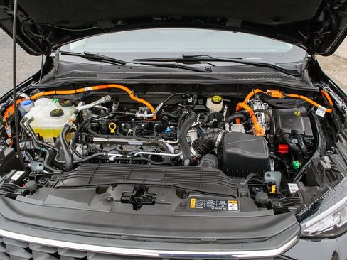 Used 2024 Ford Escape SE image 12