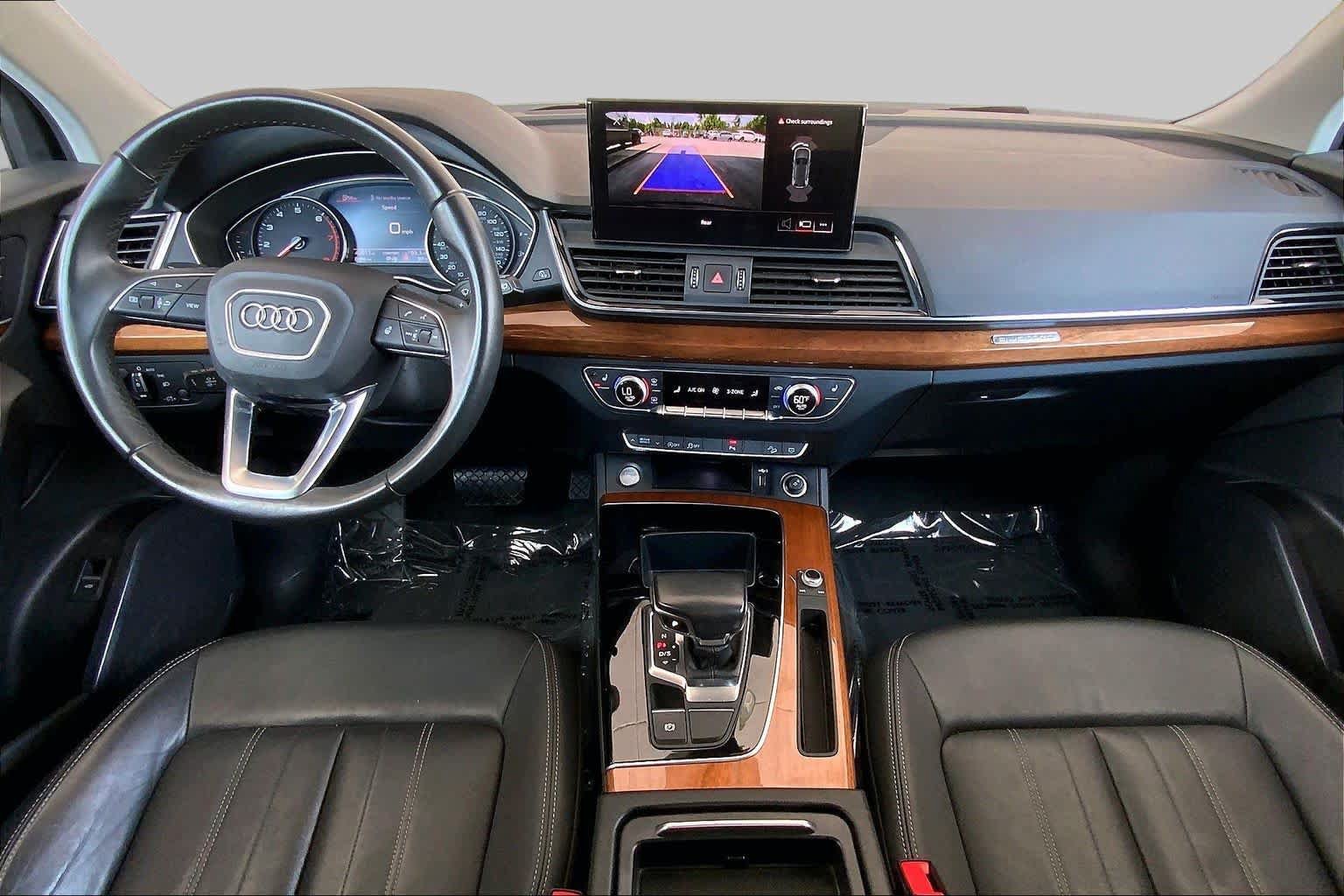 Used 2022 Audi Q5 2.0T Premium w/ Convenience Package AWD/4WD image 16