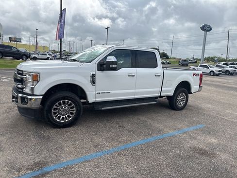 Used 2021 Ford F250 XLT w/ XLT Premium Package AWD/4WD image 7