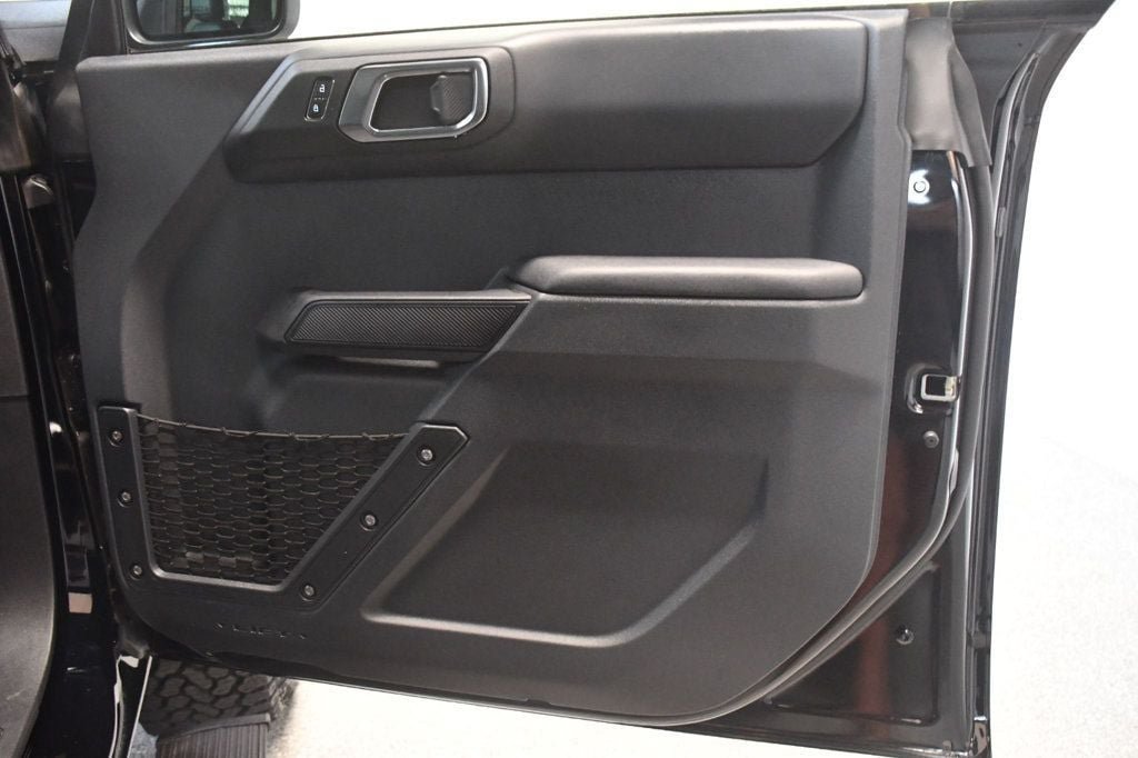 Used 2025 Ford Bronco Badlands AWD/4WD image 25