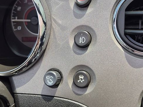 Used 2007 Pontiac Solstice GXP RWD image 31