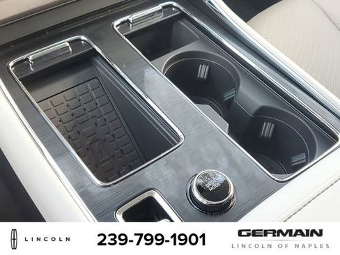 New 2025 Lincoln Aviator Premiere w/ Equipment Group 101A image 31