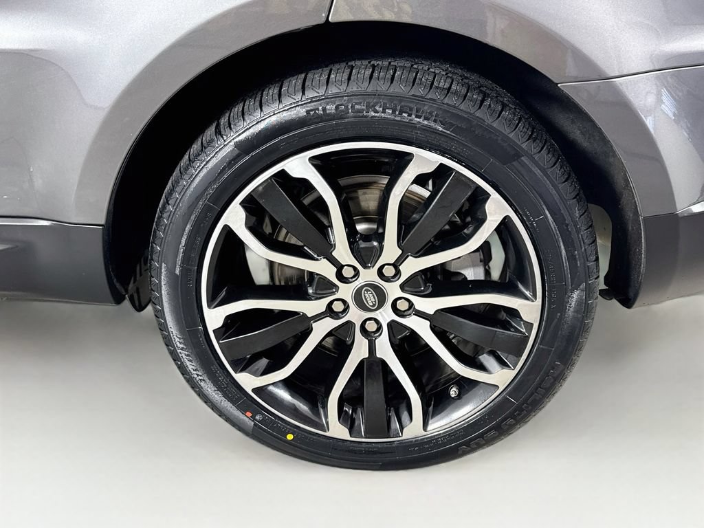 Used 2019 Land Rover Range Rover Sport SE AWD/4WD image 32