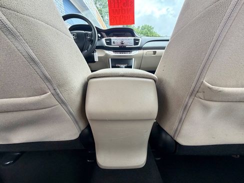 Used 2013 Honda Accord LX image 20