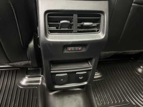 Certified 2019 Ford Edge Titanium w/ Equipment Group 301A FWD image 14