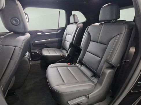 New 2025 GMC Acadia Elevation w/ Elevation Premium Package image 23