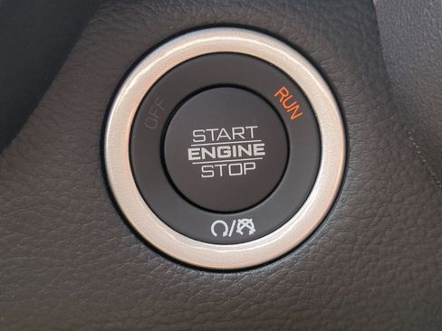 New 2026 RAM 1500 4x4 Crew Cab image 30