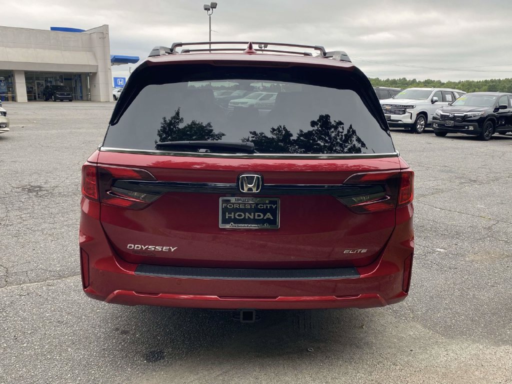 New 2027 Honda Odyssey Elite image 4