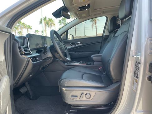 Used 2024 Kia Sportage SX FWD image 23