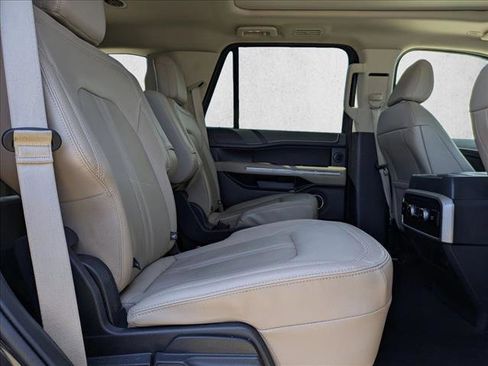 Used 2024 Ford Expedition Limited RWD image 20