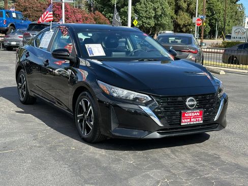 Used 2024 Nissan Sentra SV FWD image 10