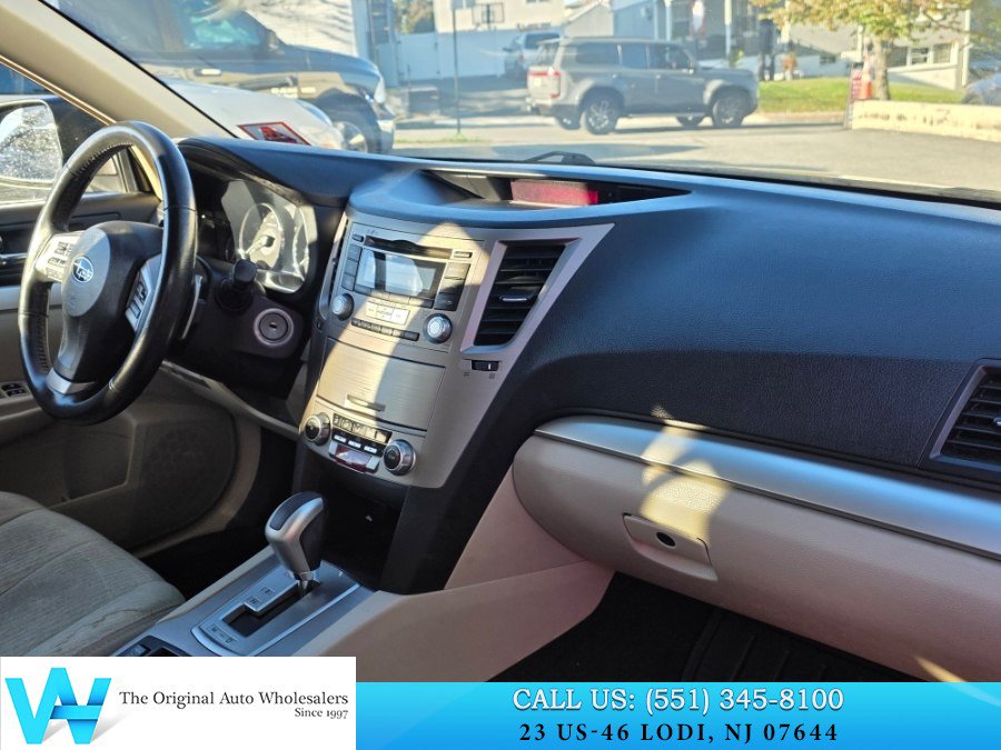 Used 2012 Subaru Outback 2.5i Premium AWD/4WD image 16