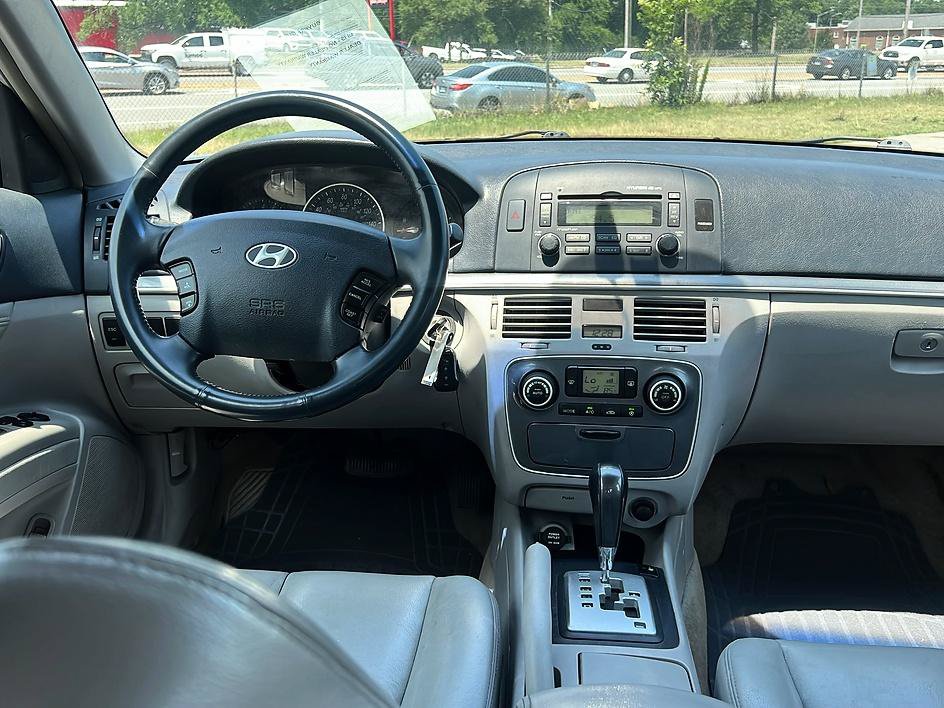 Used 2006 Hyundai Sonata GLS FWD image 11