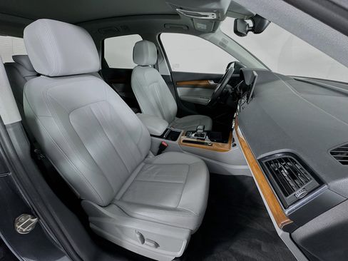 Used 2022 Audi Q5 2.0T Premium Plus image 28