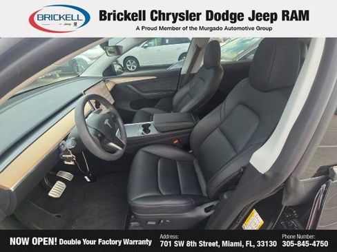 Used 2025 Tesla Model Y Performance AWD/4WD image 30