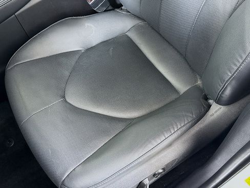 Used 2024 Toyota Grand Highlander Limited image 20