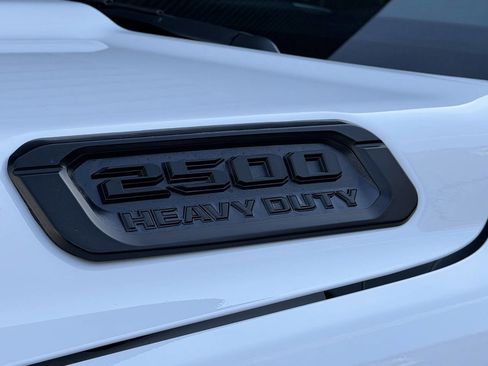 Used 2020 RAM 2500 Laramie w/ Night Edition image 14