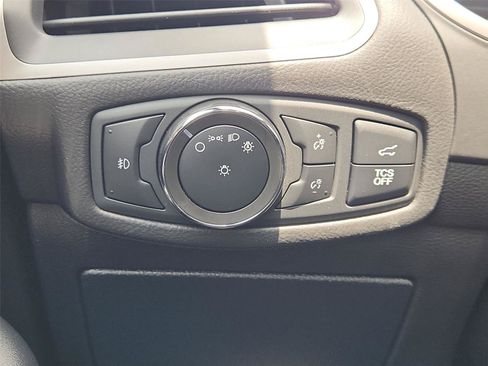 Used 2020 Ford Edge ST-Line FWD image 17