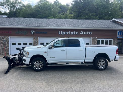 Used 2024 RAM 2500 Laramie AWD/4WD image 8