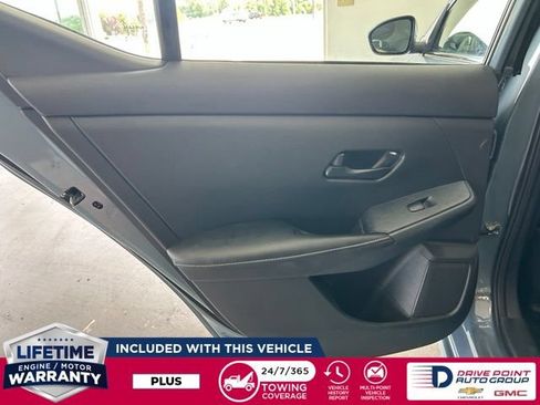 Used 2025 Nissan Sentra SV FWD image 21