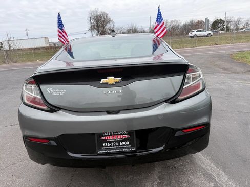 Used 2017 Chevrolet Volt LT image 6