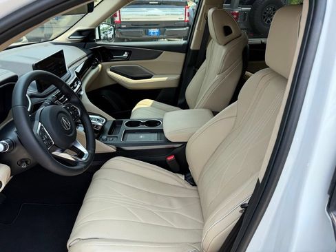 Used 2026 Acura MDX SH-AWD w/ Advance Package image 12