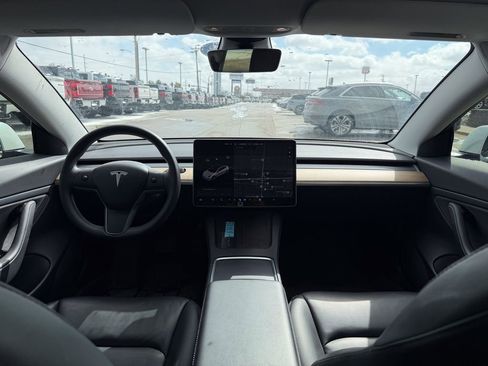 Used 2020 Tesla Model 3 Long Range image 21