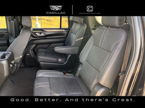 Used 2022 Chevrolet Suburban RST w/ Luxury Package image 28