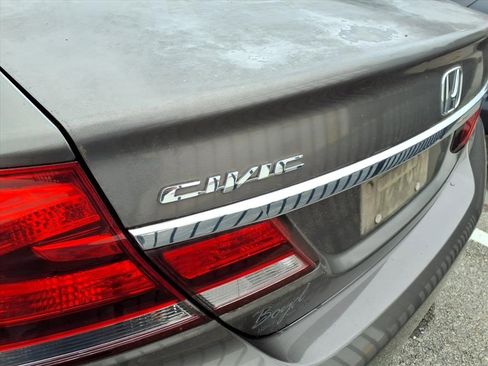 Used 2013 Honda Civic LX image 4