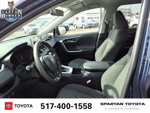 Used 2025 Toyota RAV4 XLE AWD/4WD image 14