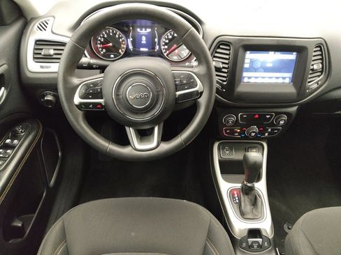 Used 2019 Jeep Compass Sport FWD image 22