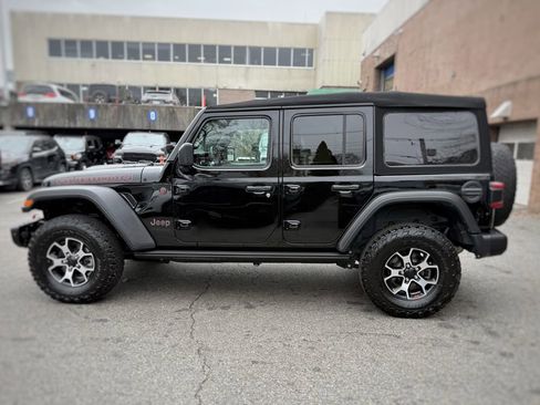 Used 2022 Jeep Wrangler Unlimited Rubicon w/ Steel Bumper Group image 17