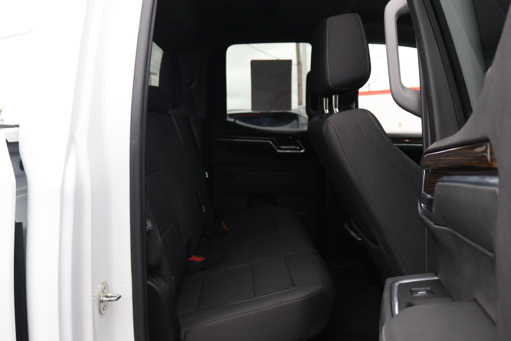 Used 2023 GMC Sierra 1500 Elevation AWD/4WD image 14
