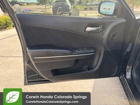 Used 2021 Dodge Charger SXT RWD image 14