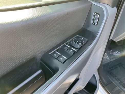 Used 2022 Ford F150 XLT image 6