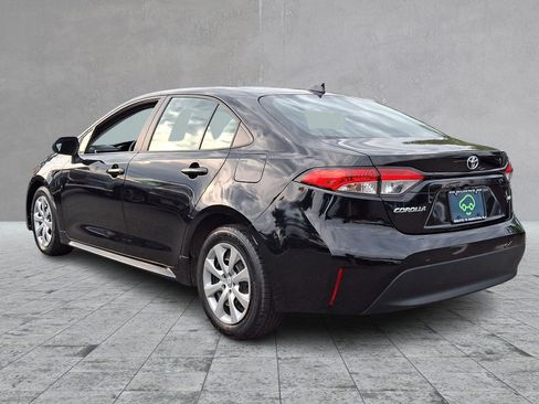 Used 2023 Toyota Corolla LE FWD image 6