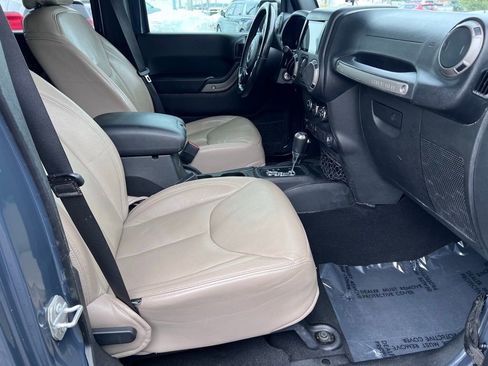 Used 2017 Jeep Wrangler Unlimited Sport w/ Quick Order Package 24S image 21