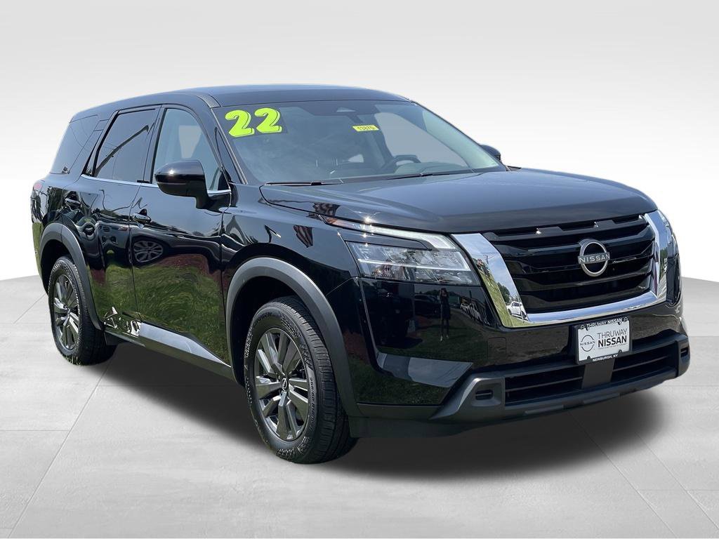 Certified 2022 Nissan Pathfinder S AWD/4WD image 3