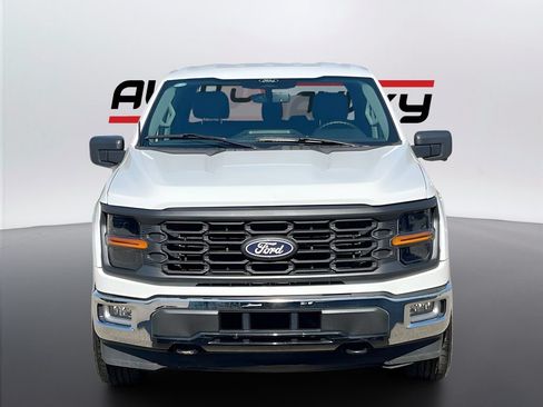 Used 2024 Ford F150 XLT AWD/4WD image 2