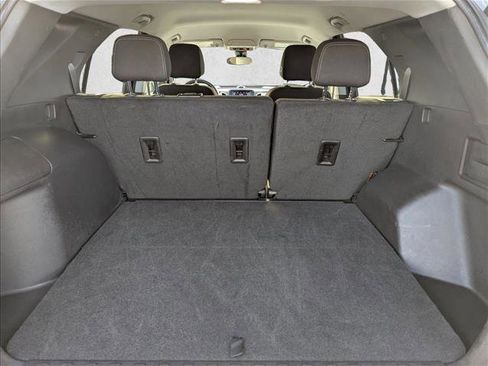 Used 2024 Chevrolet Equinox LT image 7