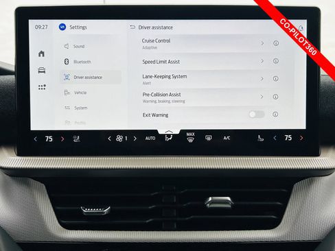 New 2026 Ford Explorer Active w/ Active Comfort Package image 8