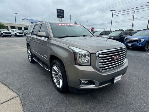 Used 2019 GMC Yukon SLT w/ Premium Edition RWD image 10