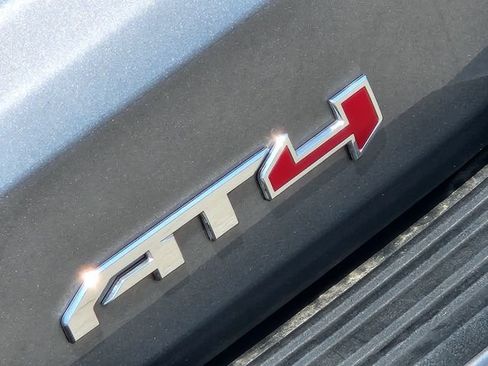 Used 2021 GMC Yukon XL AT4 w/ AT4 Premium Plus Package AWD/4WD image 11